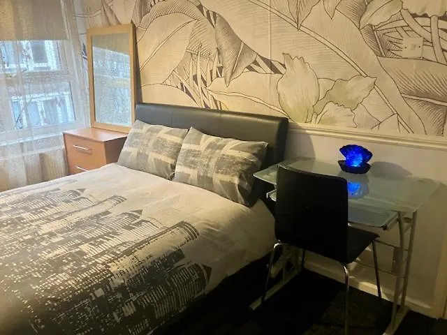 Private Stay @ London-Stratford. location